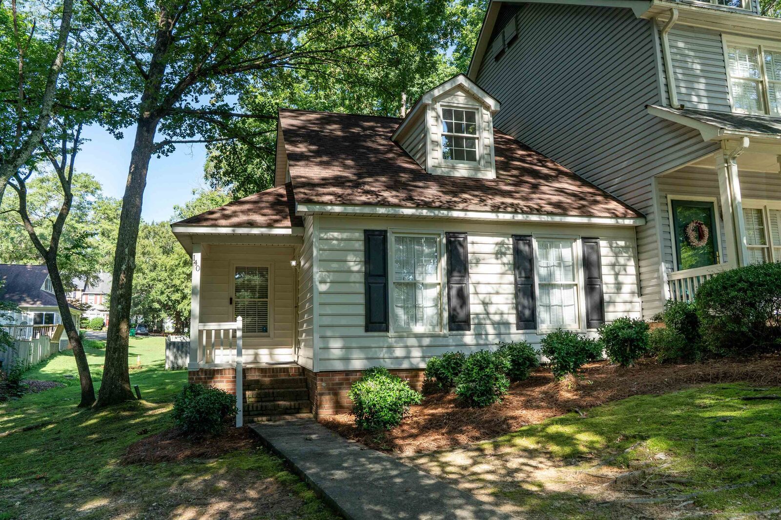 Property Photo: 140 Inwood Court SC 29302