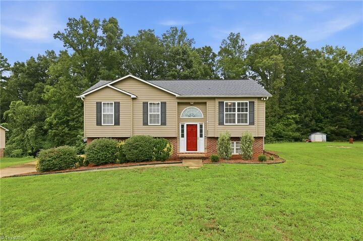 Property Photo:  4051 Village Trace Drive  NC 27050 