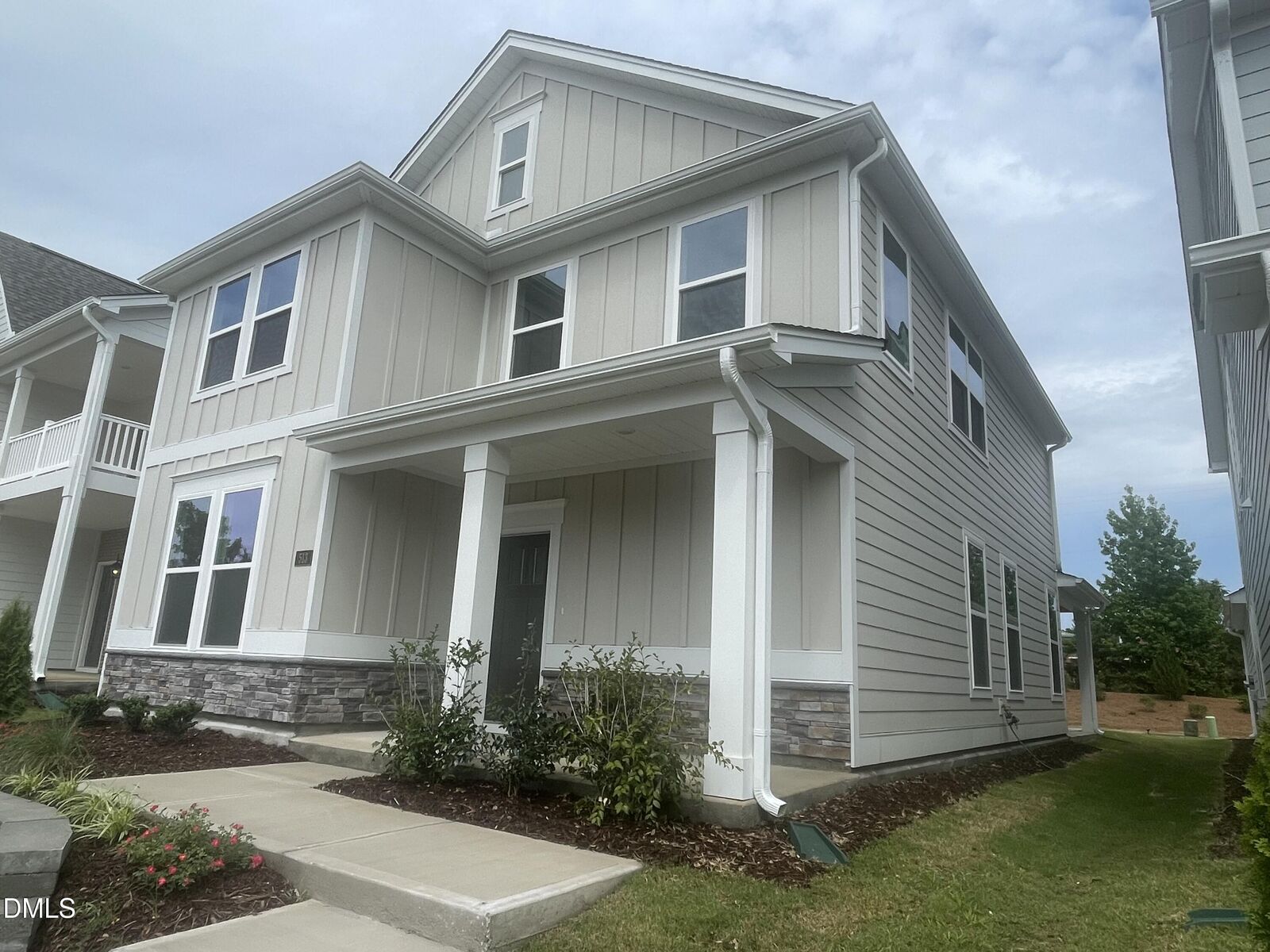 Property Photo: 513 Dorset Stream Drive NC 27526