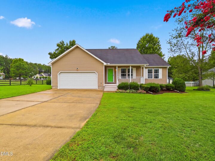 Property Photo:  35 Hadleigh Way  NC 27526 