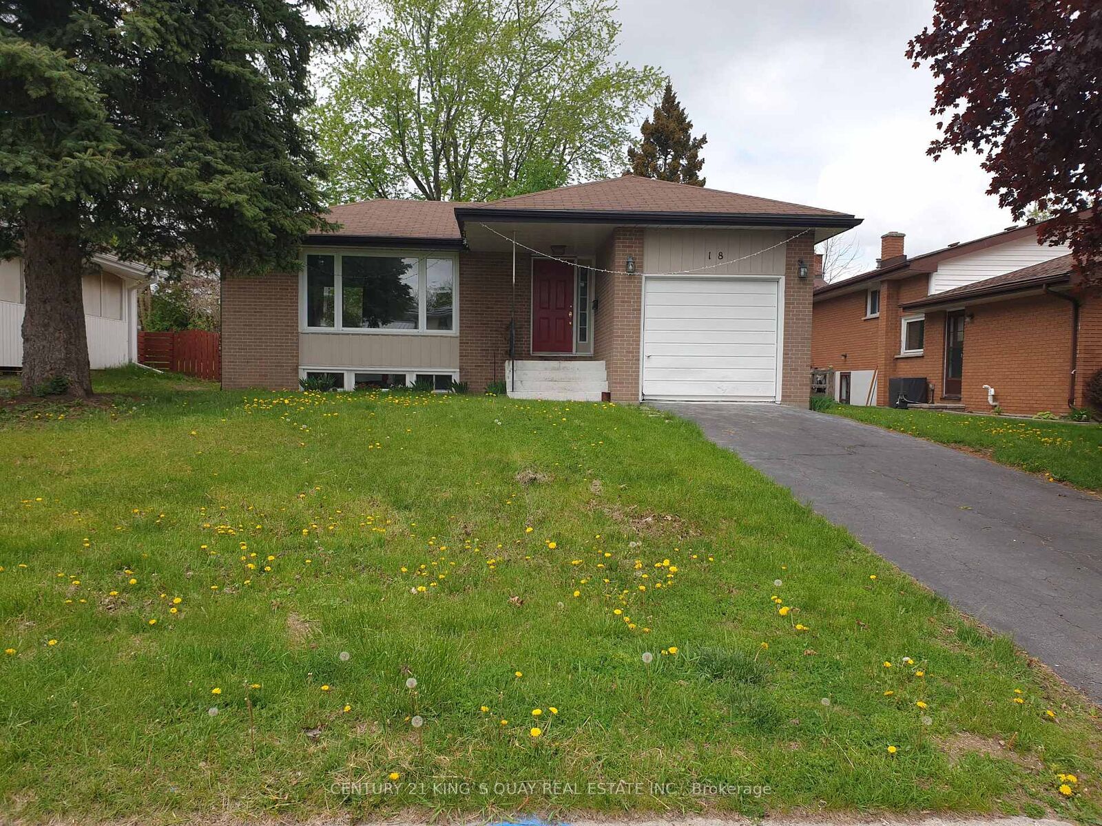 Photo de la propriété:  18 Manor Crescent  ON K8V 3Z7 