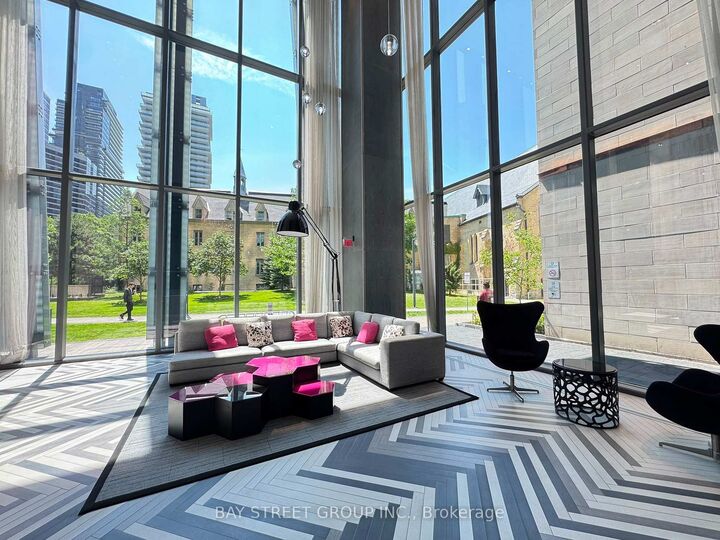 Property Photo:  1080 Bay Street 4006  ON M5S 0A5 