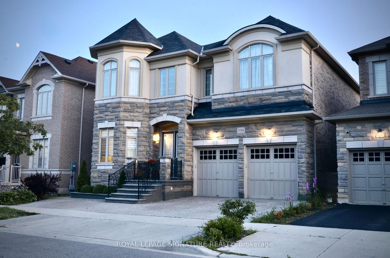 Property Photo: 3184 Meadow Marsh Crescent ON L6H 0T2