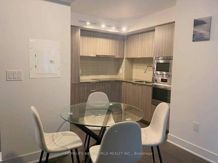 Property Photo:  955 Bay Street 1413  ON M5S 0C6 