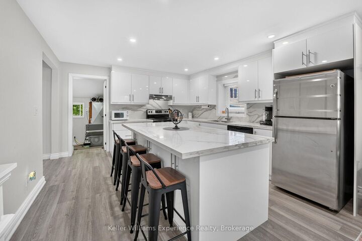 Property Photo: 680 Ontario Street ON L4R 1A4