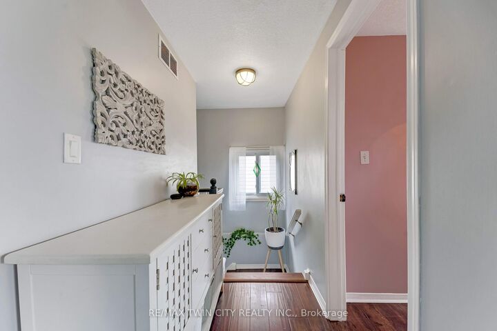 Property Photo:  925 Copper Leaf Crescent  ON N2E 3W1 