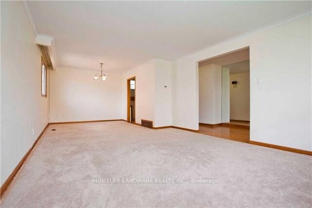 Property Photo:  155 Pleasant View Drive  ON M2J 3R3 