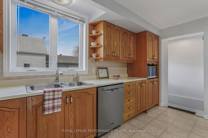 Property Photo:  684 Principale Street  ON K0A 1M0 
