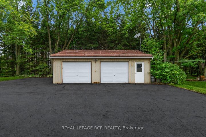 Property Photo:  393519 County Road 12 N/A  ON L9W 0N1 