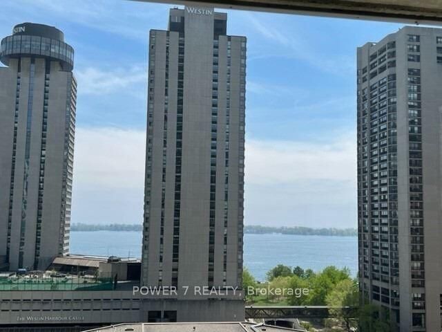 Property Photo:  33 Bay Street 1308  ON M5J 2Z3 