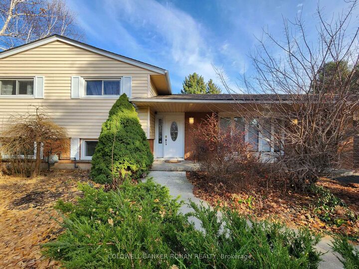 Property Photo:  225 Lime Kiln Road  ON L9G 3A9 
