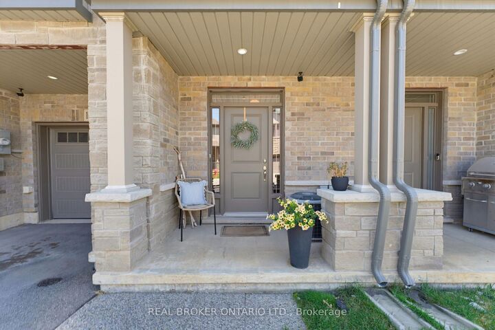 Property Photo: 77 Diana Avenue 106 ON N3T 0R6