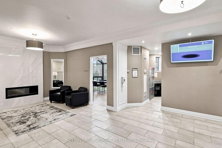 Property Photo: 5 Weldrick Road W 208 ON L4C 8S9