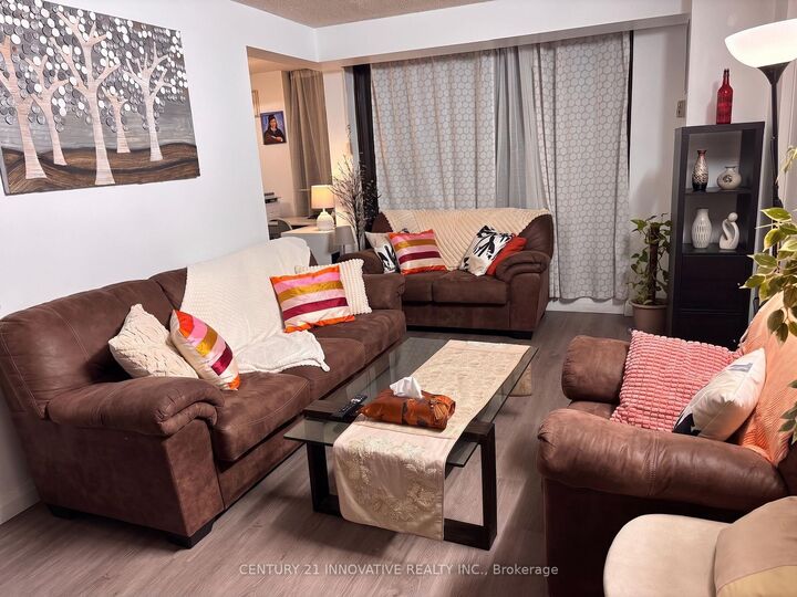 Property Photo: 121 Trudelle Street 706 ON M1J 3K4