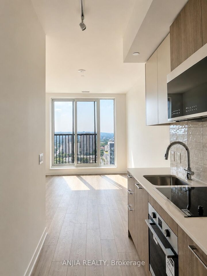 Property Photo:  10 Oak Street 2501  ON M5A 0Z1 