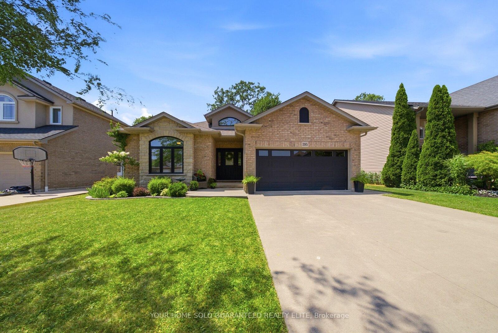 Property Photo:  395 Foxtail Avenue  ON L3C 7N7 