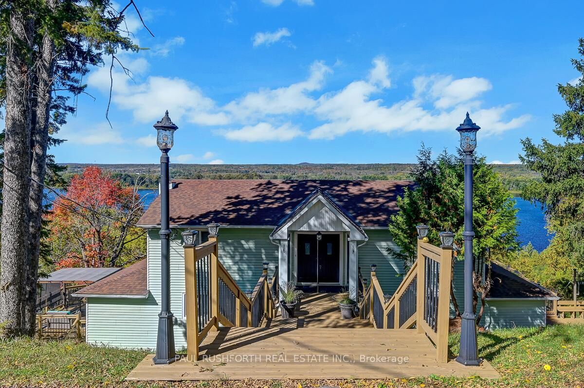 Property Photo: 1565 Lilac Lane ON K4C 1C4