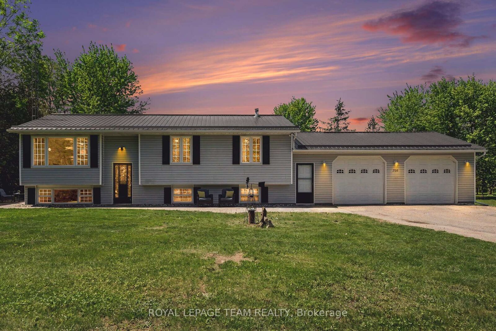 Property Photo:  316 County Road 25 N/A  ON K0G 1S0 