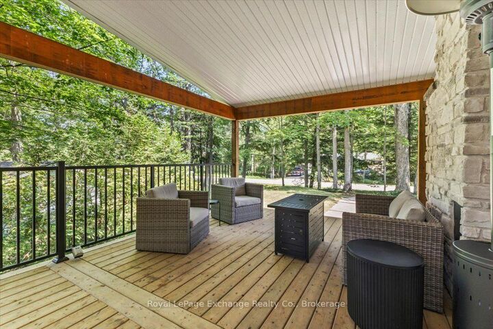 Property Photo:  819 Wilson Avenue  ON N2Z 2X3 