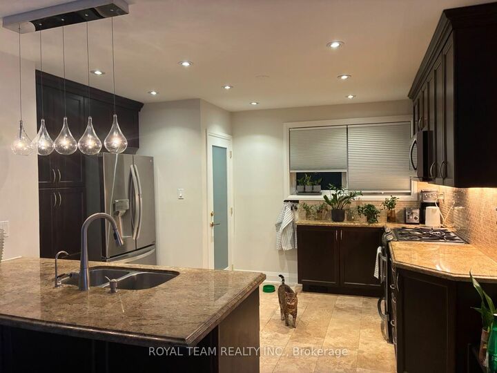 Property Photo:  36 Child Drive  ON L4G 1Y5 