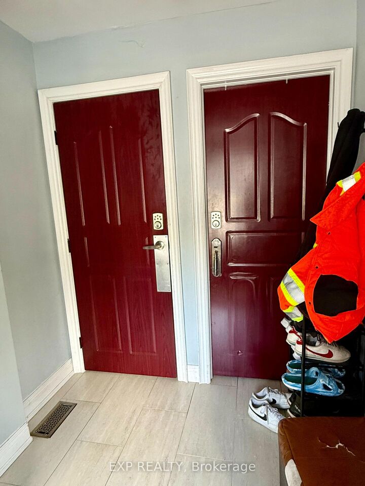 Property Photo: 132 Brookhaven Drive Upper ON M6M 4P2