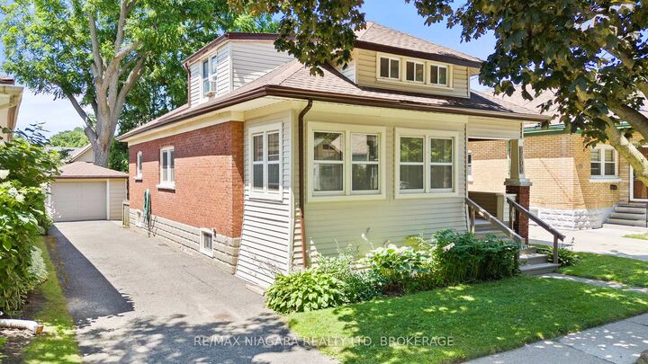 Property Photo: 6403 Locus Avenue ON L2G 4K4