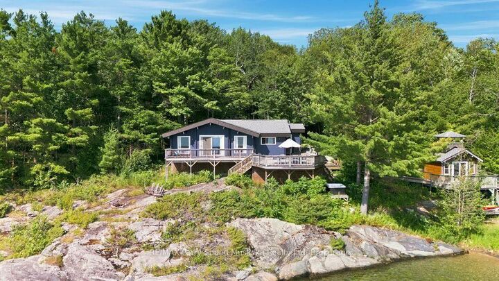 Property Photo:  708 Paradise Lane  ON P2A 2X4 