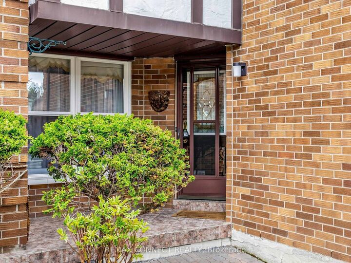 Property Photo: 60 Starspray Boulevard ON M1C 4P3