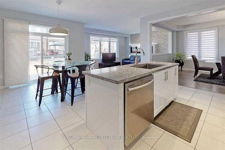 Property Photo:  1219 Graham Clapp Avenue Main  ON L1K 0Y3 