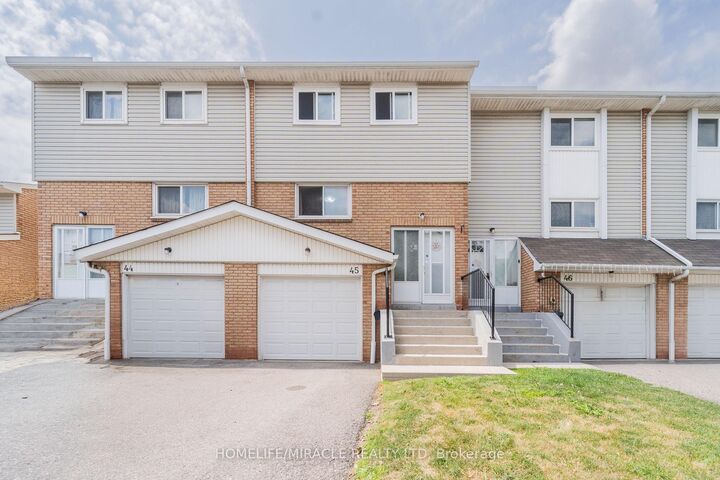 Property Photo:  45 Lincoln Court  ON L6T 3Z2 