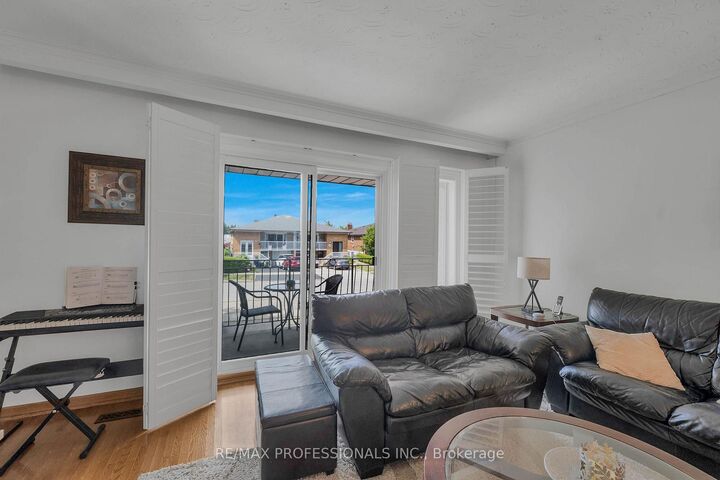 Property Photo:  23 Anthia Drive  ON M9L 1K6 