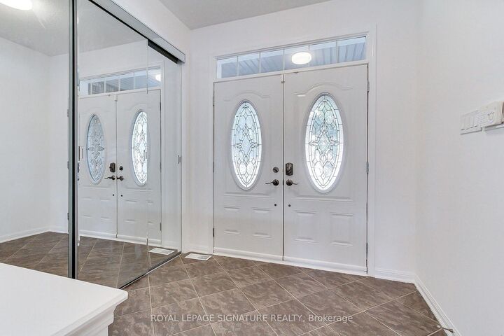Property Photo:  45 Mae Brooks Drive  ON L3X 3G8 