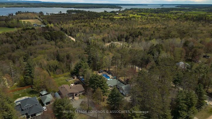 Property Photo:  39 Selley Street  ON K8H 3G9 