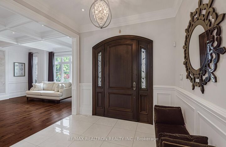 Property Photo: 173 Lakeland Crescent ON L4E 3A4