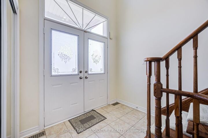 Property Photo:  44 Selby Drive  ON L1T 0H5 