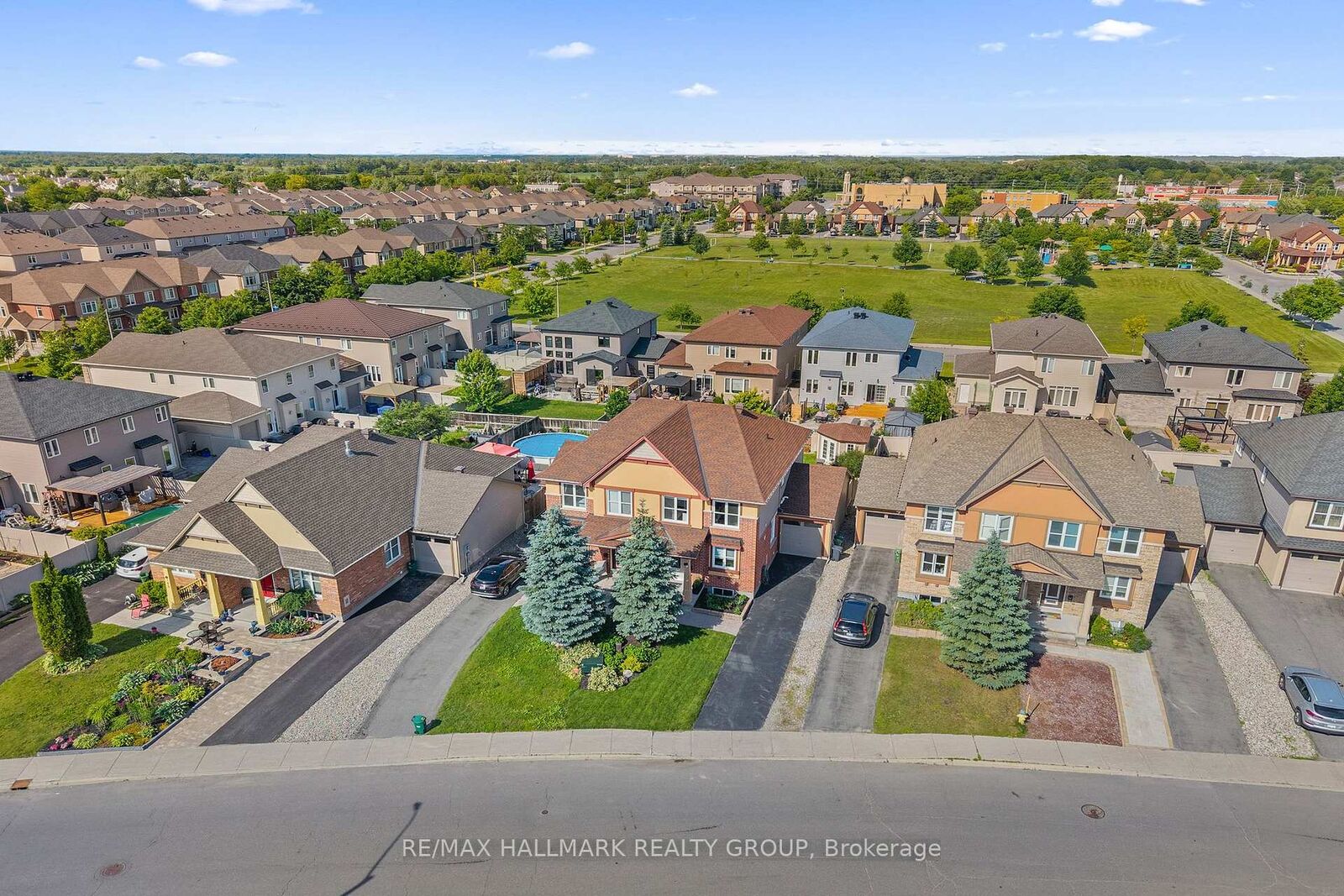 Property Photo:  115 Beatrice Drive  ON K2J 5A4 