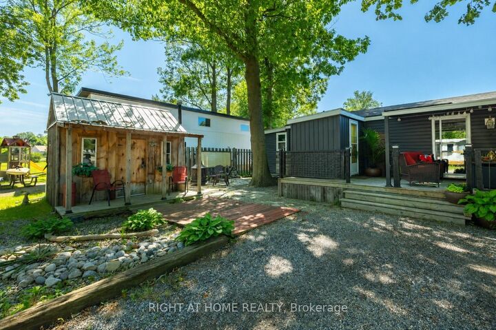 Property Photo:  2891 Old Lakeshore Road  ON N0N 1C0 