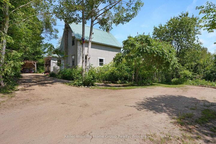 Property Photo:  1794 East Road Loop  ON K0L 2S0 