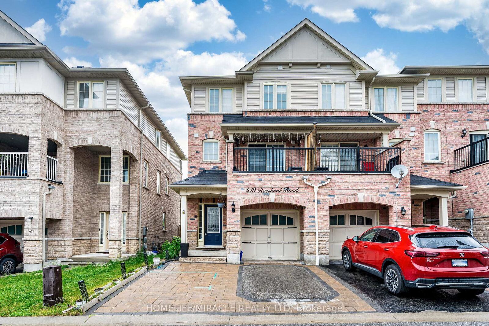 Property Photo: 419 Rossland Road E ON L1Z 0M7