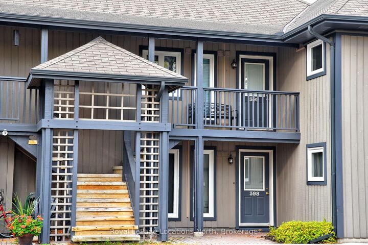 Property Photo:  398 Mariners Way 4  ON L9Y 5C7 