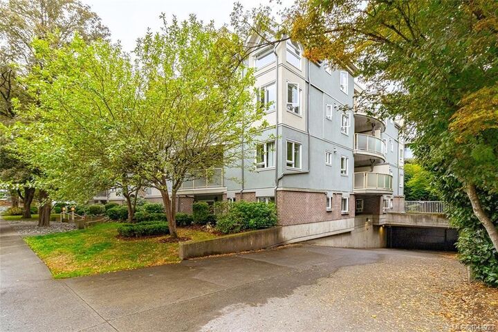 Property Photo: 2710 Grosvenor Rd #403 BC V8T 3M9