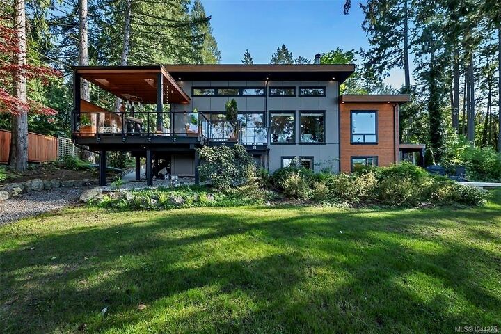Property Photo: 2250 Dolphin Rd BC V8L 5Y7