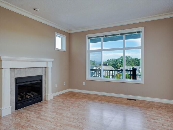 Property Photo: 809 Rogers Way BC V8X 5L1