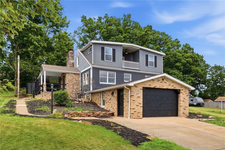 Property Photo:  2947 Chautauqua Dr  PA 15044 