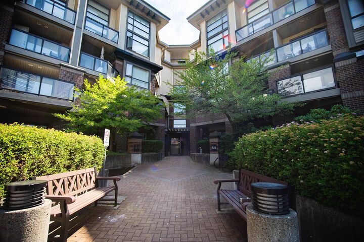 10838 City Parkway 124 — photo 1