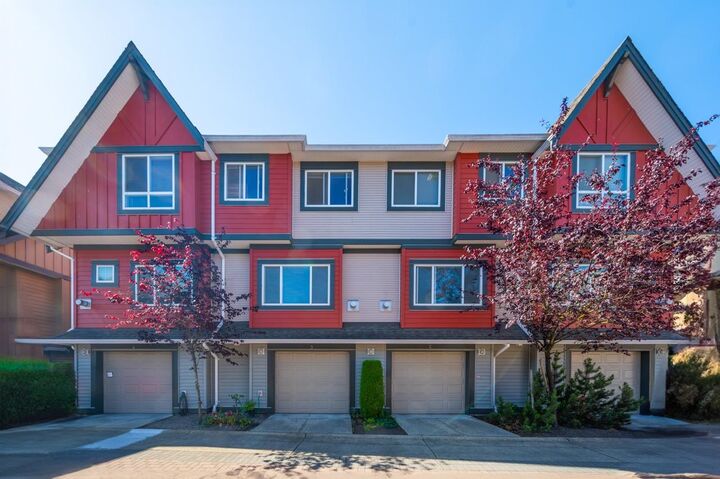 Property Photo: 9751 Ferndale Road 3 BC V6Y 1X4