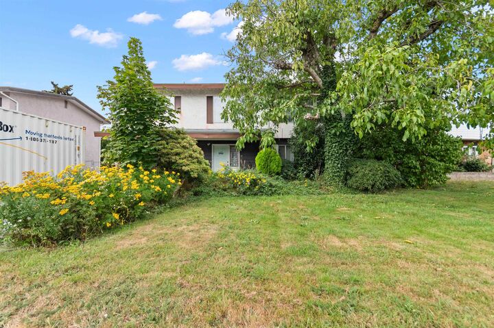 Property Photo: 46413 Dinah Avenue BC V2P 7E2