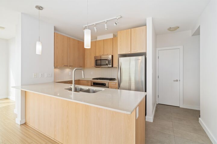 Property Photo: 2955 Atlantic Avenue 1205 BC V3B 0H9