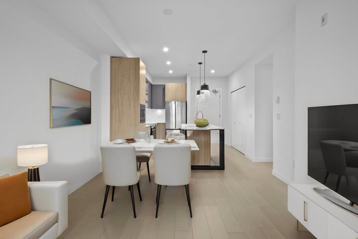 Property Photo:  20695 Eastleigh Crescent 510  BC V3A 0P7 