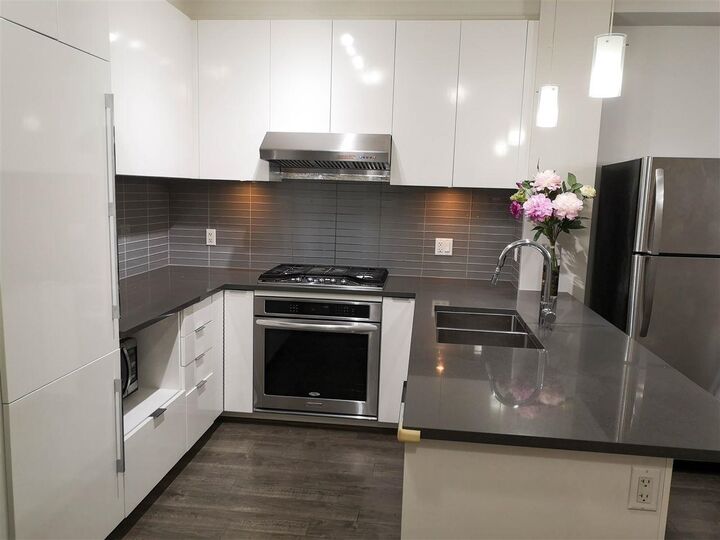 Property Photo: 9399 Alexandra Road 118 BC V6X 0L7